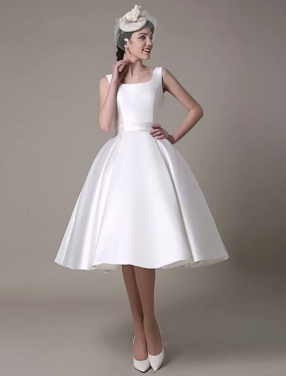 Aimishang  A-Line Cocktail Dresses Party Dress Wedding Guest Knee Length Sleeveless Square Neck Satin with Pleats