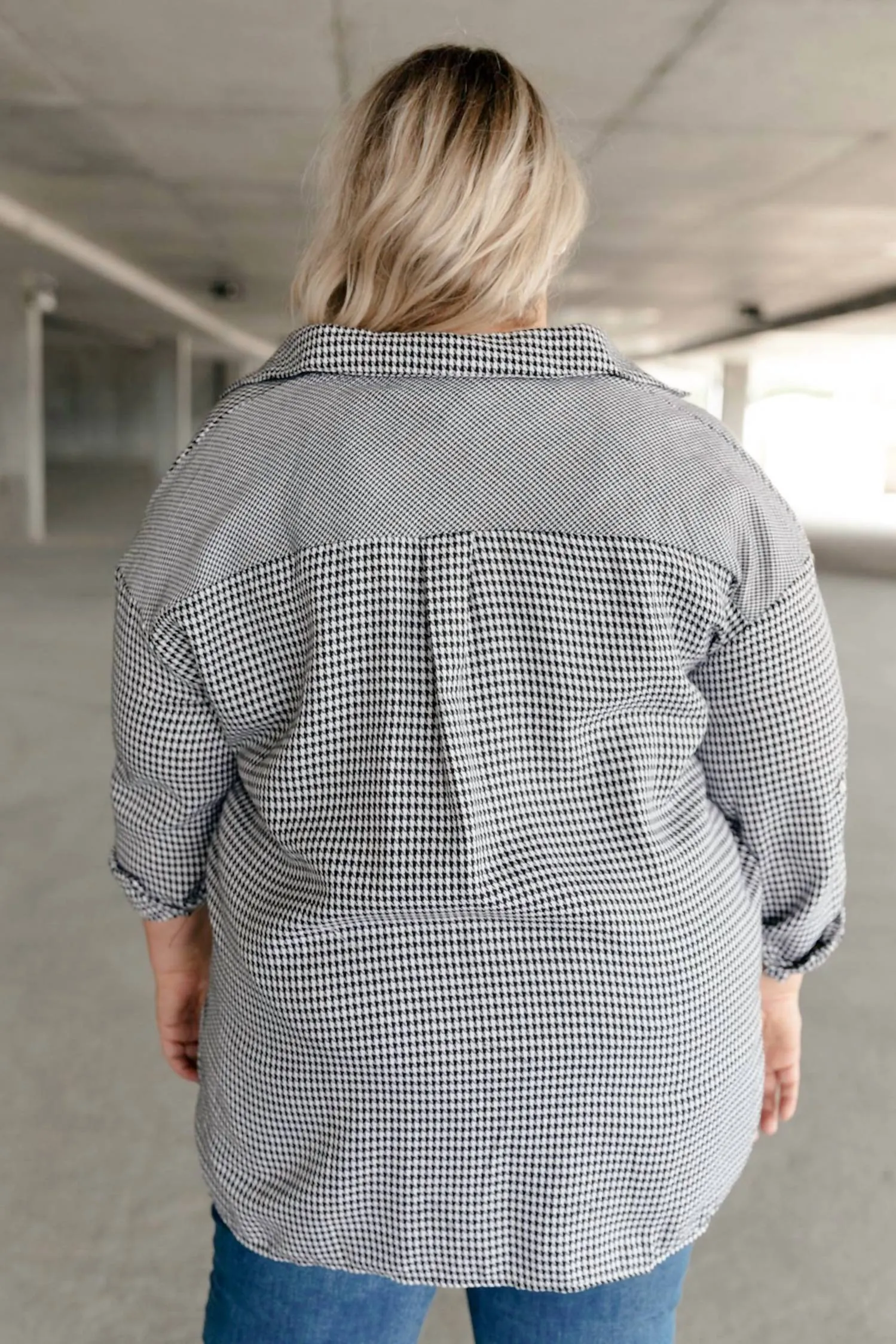 Andree By Unit - Mixed Houndstooth Button Up Top